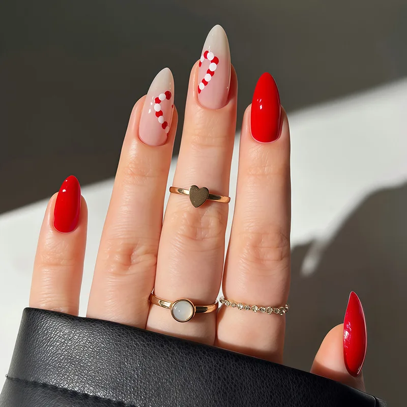 24개 크리스마스 눈송이 아몬드 모양 인조 손톱 아트 착용 가능한 글리터 레드 풀커버 네일 팁 스트라이프 디자인 프레스온 가짜 손톱