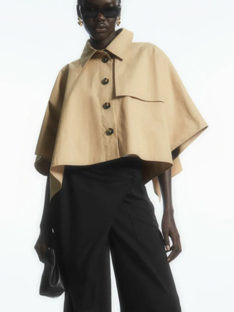

CS Beige 2023 fashion new standard version short pointed collar windbreaker cape 2023 autumn women's tops