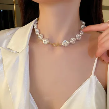 Trend Elegant Jewelry Heart Pendant Necklace For Women Fashion Irregular White Imitation Big Pearl Chain Choker Necklace N0456 5