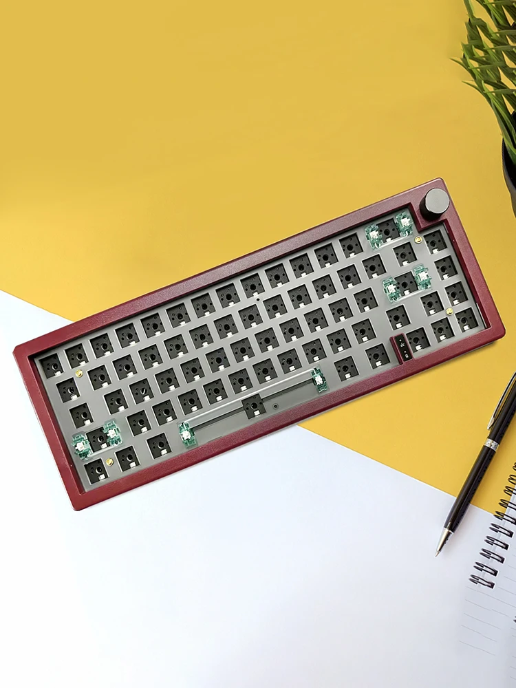 GMK67 기계식 키보드 노브 스위치, RGB 백라이트 구조 키보드, 경량 피로 감소, 편리한 사용, 게임 액세서리