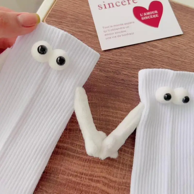 Medium Tube Cute Couple Socks Magnetic Socks 3D Holding Hands Doll with Eyes Sports Funny Gifts for Women/Men