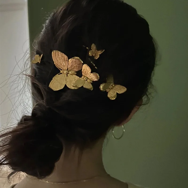 Golden Butterfly Alloy Word Clip Hairpin For Women French Elegant Design Hair Clip New Braided Ponytail Hair Clip Headwear