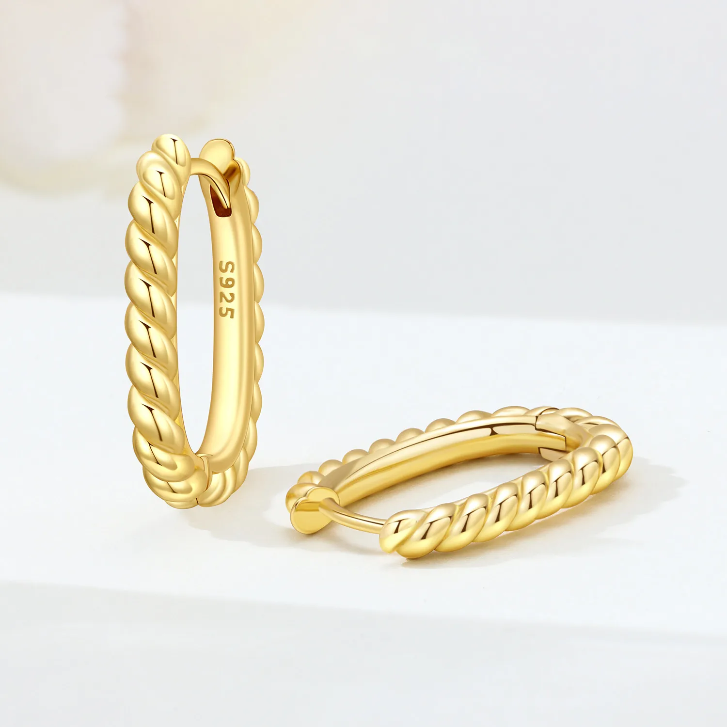 Schlichte U-förmige Ohrringe aus 925er Sterlingsilber, goldfarben, vielseitige Creolen für Damen, edler Schmuck, Geschenke für Geburtstagsfeiern – Detail 14