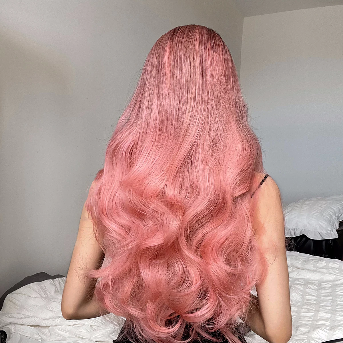 Long Layered Synthetic Wig Middle Part Ombre Daily Party Cosplay Chic PARK YUN Pink Ombre Blonde Wig for Woman Daily Party Cosplay  main image 4