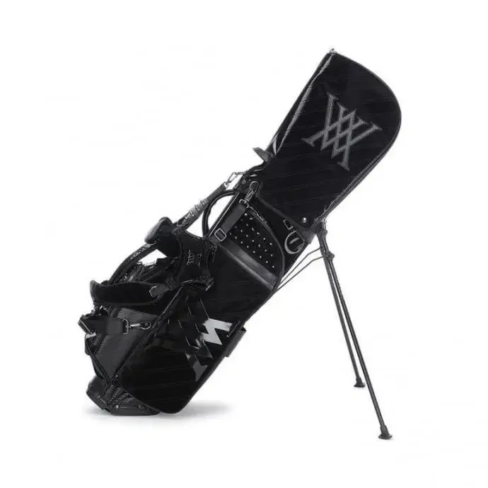 

2023 South Korea's New Golf Bag High-end Male and Female Black and White Color Rivet Golf Stand Bag 골프 가방