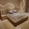 Cute Large Bed Comfortable Salon Lazy Sleeping Lounge Clear Sun Cream Hotel Wooden Bed Italian Beliche Lounge Suite Furniture 5