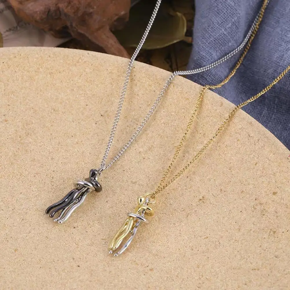 Hug Necklace Couple Necklace Embrace Couple Pendant Necklace Set for Him Her Hip Hop Punk Lovers Hug Jewelry for Anniversary 3