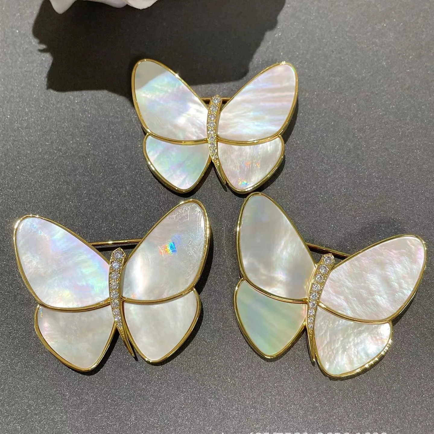 Fashion Classic Atmospheric Pearl Butterfly Brooches Pins Exquisite Inlaid  Zircon Insect Women's Brooch Jewelry Wholesale Gift - AliExpress