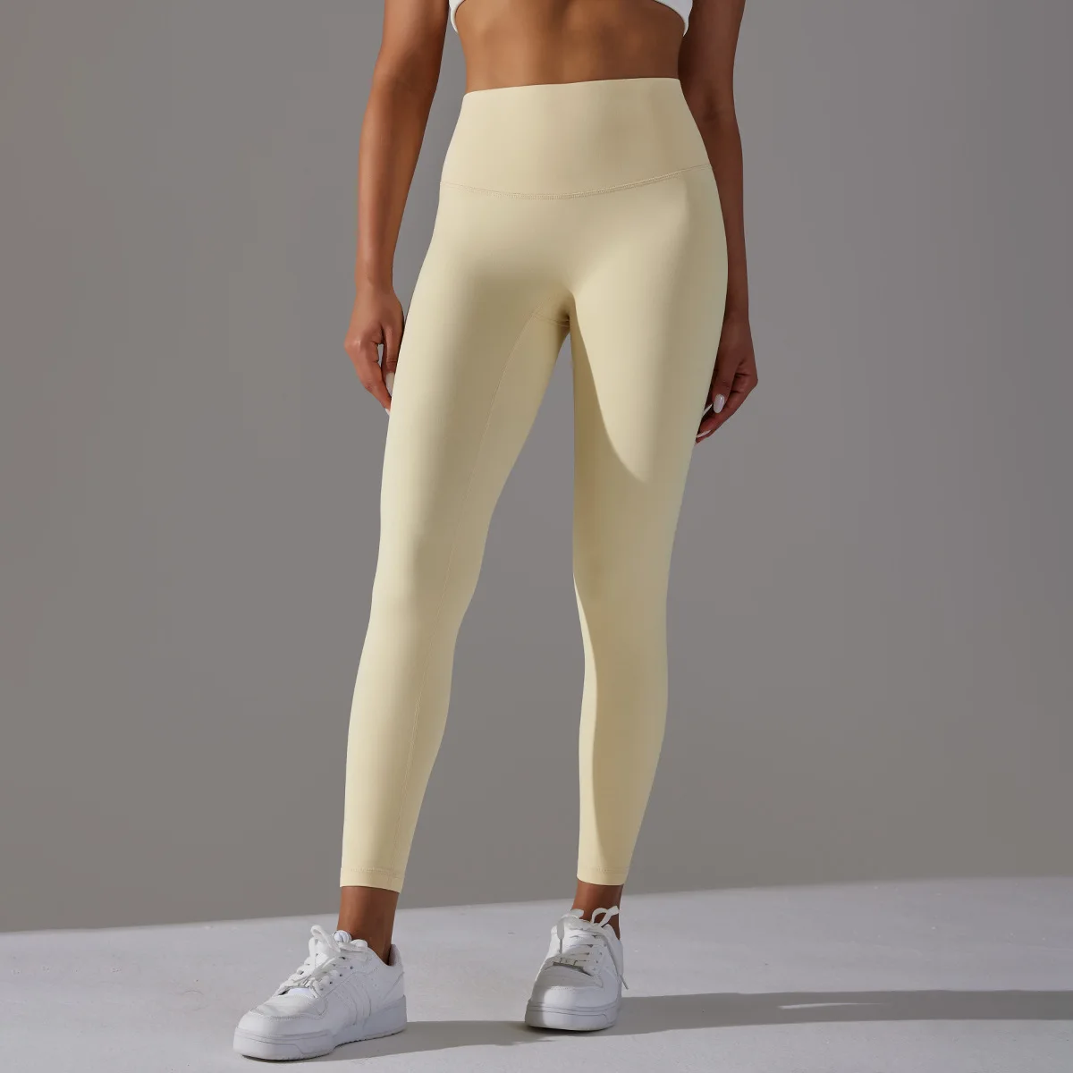 Women's High-Quality Yoga Pants for Sports Fitness Running Tight Fitting Comfortable Leggings 3