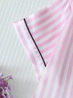 Haut à manches courtes boutonné à revers rayé en satin deux pièces avec poches et short à nœud ensemble de vêtements de détente pour femmes printemps/été adapté à un usage domestique 5