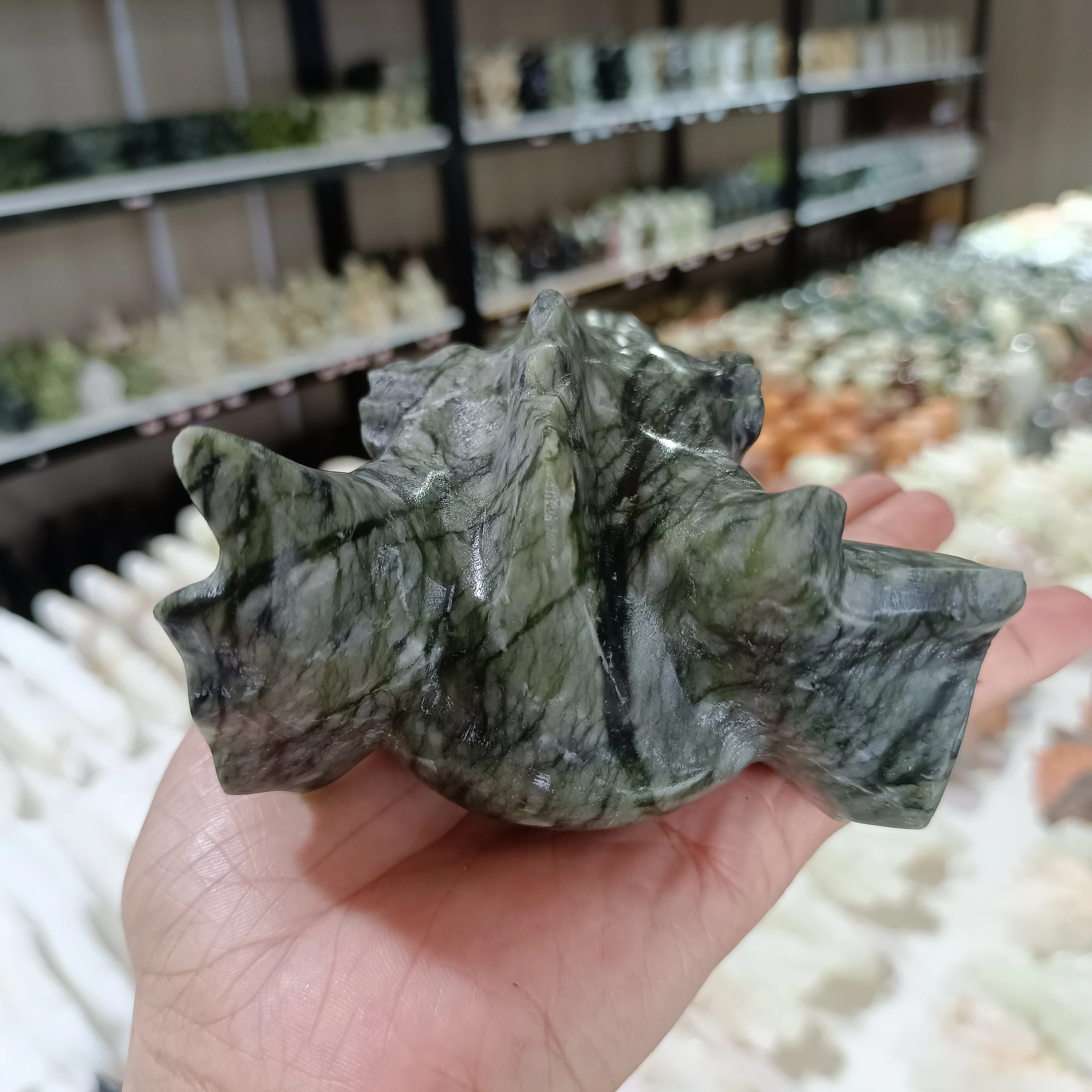 Enorme Natuurlijke Boom Jade Carving Drakenkop Kwarts Kristal Mineraal Specimen Reiki Healing Home Office Gedegauste Decoratieve Edelsteen