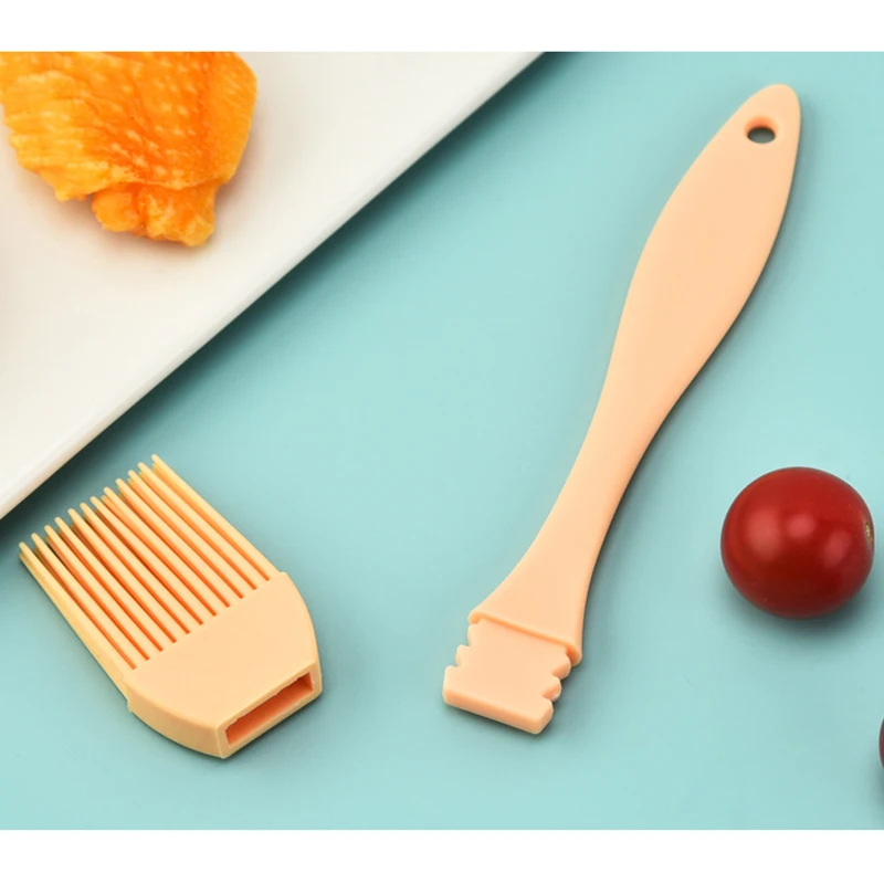 Description Picture 4 of itemSilicone Oil Brush Barbecue Basting Brush Seasoning Sauce Cake Bread Butter Egg Heat Resistant Home Kitchen Baking Cooking Tools