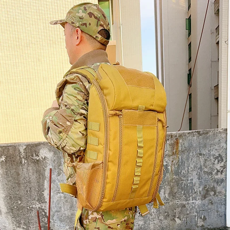 

Outdoor Tactical Medical Bag, Multi-Purpose Wear-Resistant Shoulder Bag, Suitable For Traveling Trips, Outdoor Enthusiasts