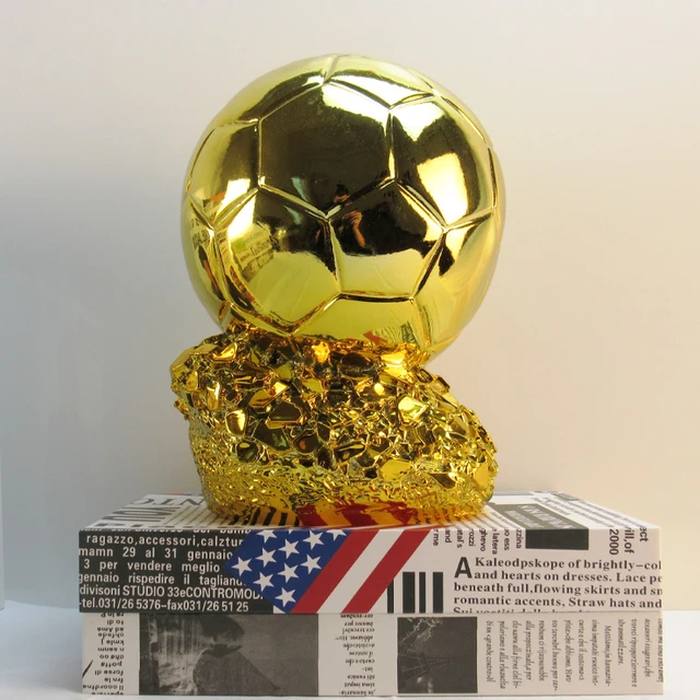 Ornement en résine de trophée d'or de football, jeu de ballon de football,  coupe d'épicerie, sculpture de match, souvenirs de GérCollectibles -  AliExpress