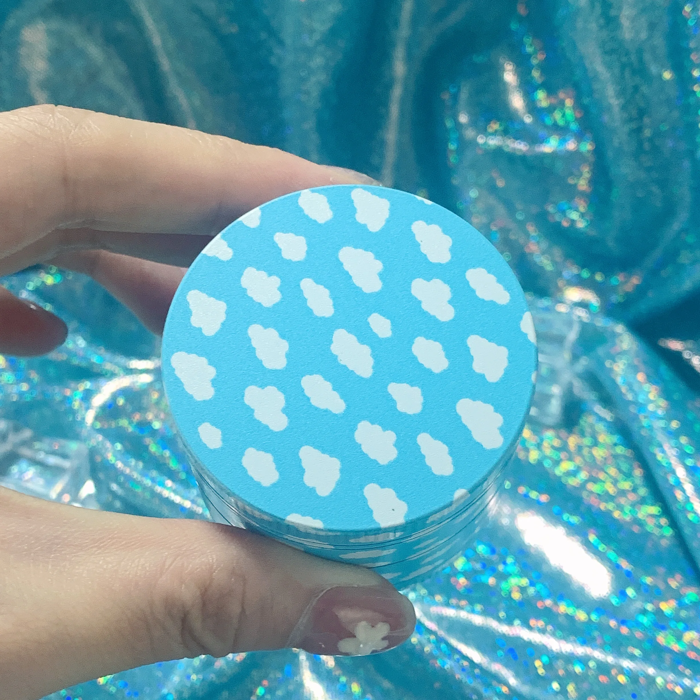 Травяная голубая травяная трава с изображением облака 50 мм |