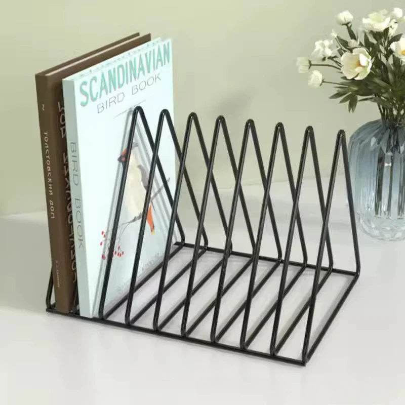 رف تخزين الكتب لسطح المكتب رف الكتب الحديدي حامل سجلات الفينيل منظم قرطاسية الطلاب وحامل المجلات والصحف