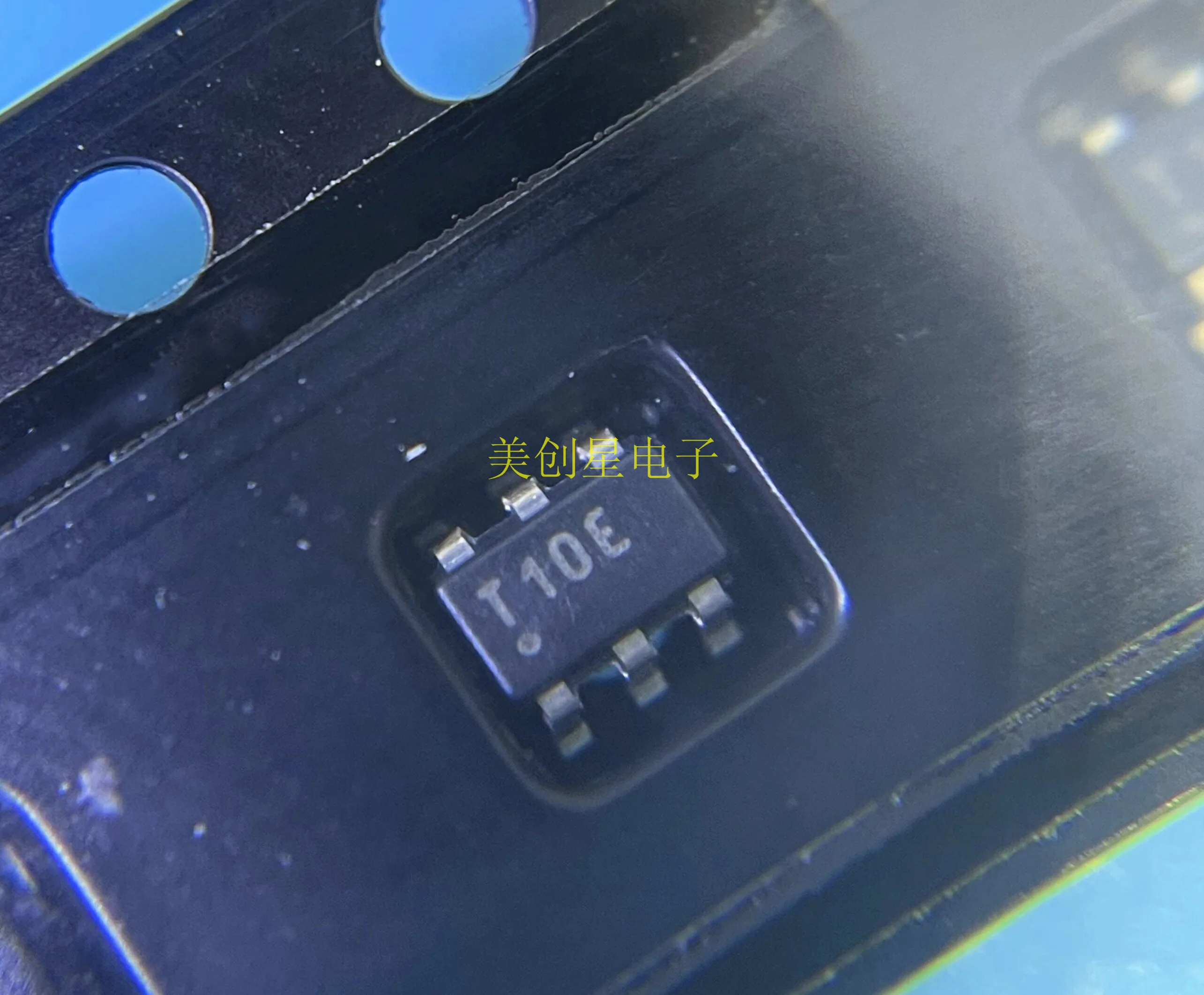 

50PCS~500PCS/LOT ATTINY10-TSHR T10E SOT23-6 New original