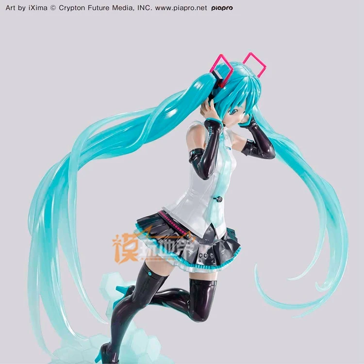 コミック・アニメ HATSUNE MIKU V4X Figure-rise LABO Amazon.com: Bandai Hobby - Hatsune Miku V4X - Vocaloid