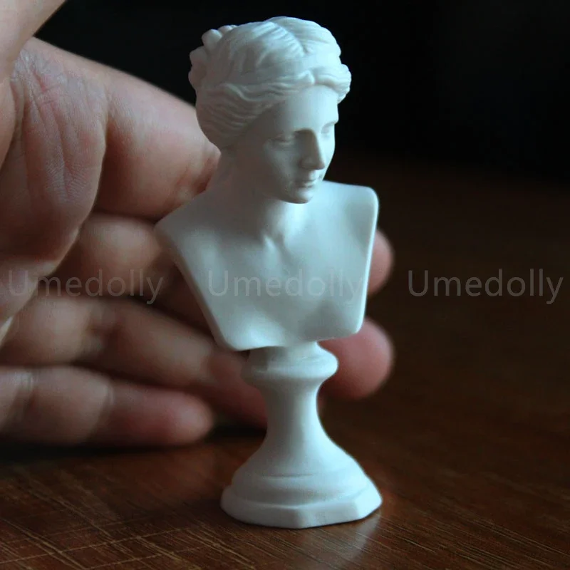 Classic Miniature Dollhouse Mini Plaster Statue Model Greek Mythology for Barbies OB11 Doll House Decoration Accessories doll accessories,doll house decoration
