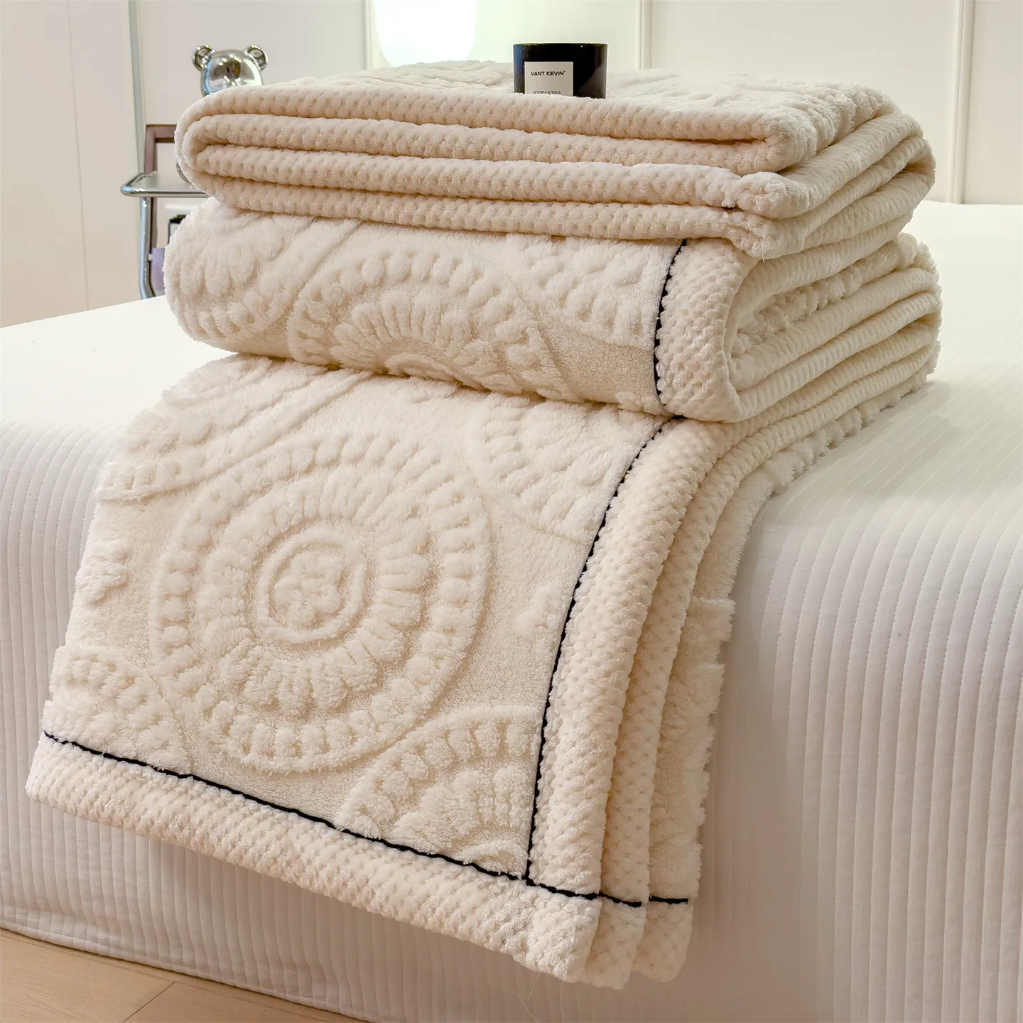 Luxury Double-Sided Velvet Plush Blanket - Thickened, Warm, and Soft Fleece Throw
