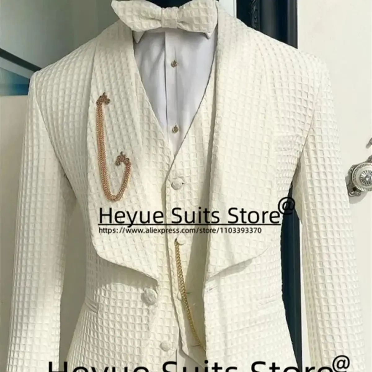 Luxuly Walgeff White 4 Pieces Men Suits Slim Fit Shawl Lapel Groom Formal Tuxedos Prom  Elegant Jacket+Vest+Pants+bowknot Hommer