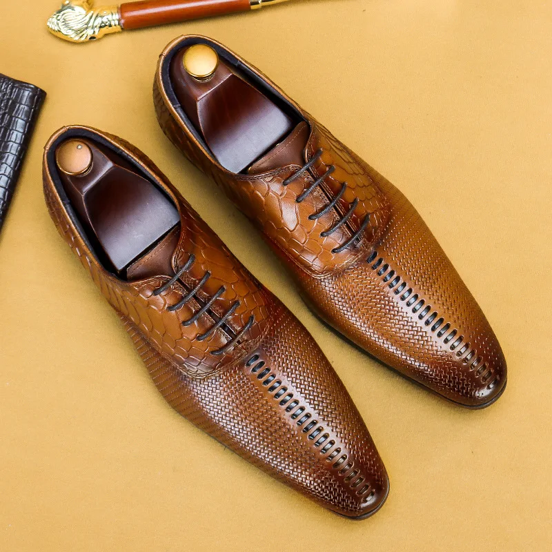 

Luxury Design Men Genuine Cow Leather Brogue Wedding Business Formal Shoes Wine Red Black Lace Up Pointed Men Oxford Shoes