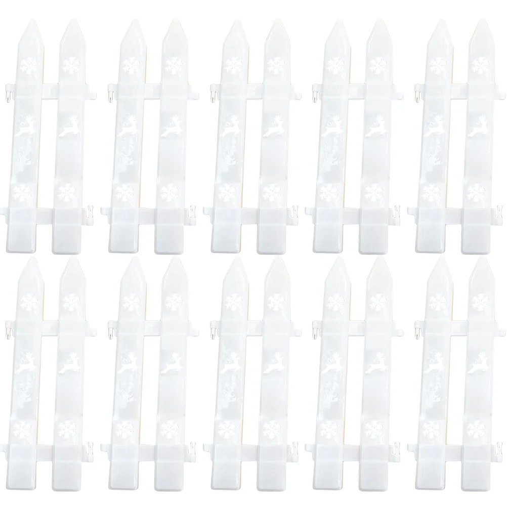 

30pcs Christmas Tree Fence Plastic Fence Garden Fence Decorative Fences for Party