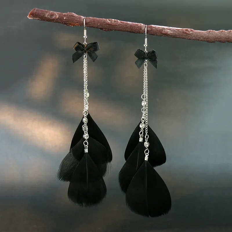 1Pair Brown Feather Earrings Bohemian Vintage Wooden Beads Chain Tassel Long Drop Dangle Earrings for Women Wedding Party Gifts