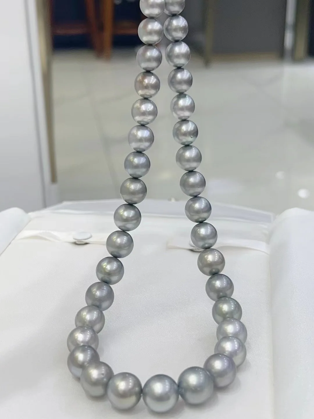 

Fashion Senior 10-13mm Seawater Tahitian Pearl Necklace for Women Round Platinum Grey Beads Fine Wedding Party Jewelry Gifts