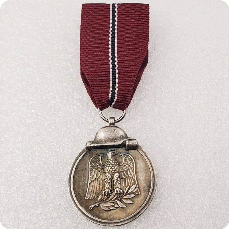 Winter Battle in the East Medal 1941/42 With A Long Ribbon German Military Award During the Second World War commemorative medal