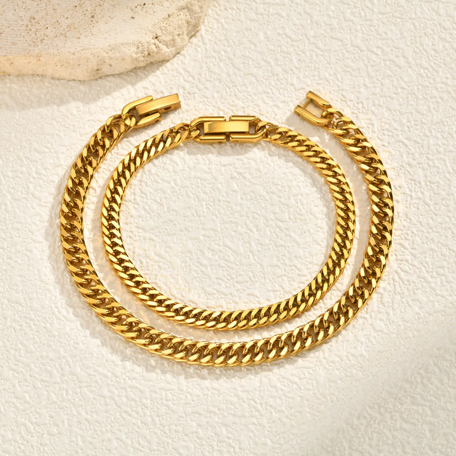Vnox Damen Edelstahl Panzerketten-Armband, Vergoldetes Einfaches Kettenarmband für Frauen Geschenk-Schmuck