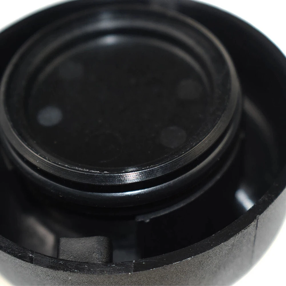 Engine Oil Filler Cap 1180S5 Replacement Part 9670015080 for 207 208 301 308 508 2008 3008 5008 Expert Partner oil filler cap