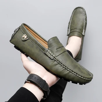 2024 New Arrival Driving Casual Shoes Luxury Men Loafers Soft Moccasins Autumn Winter Shoes Man High Quality Mens Business Shoes 1
