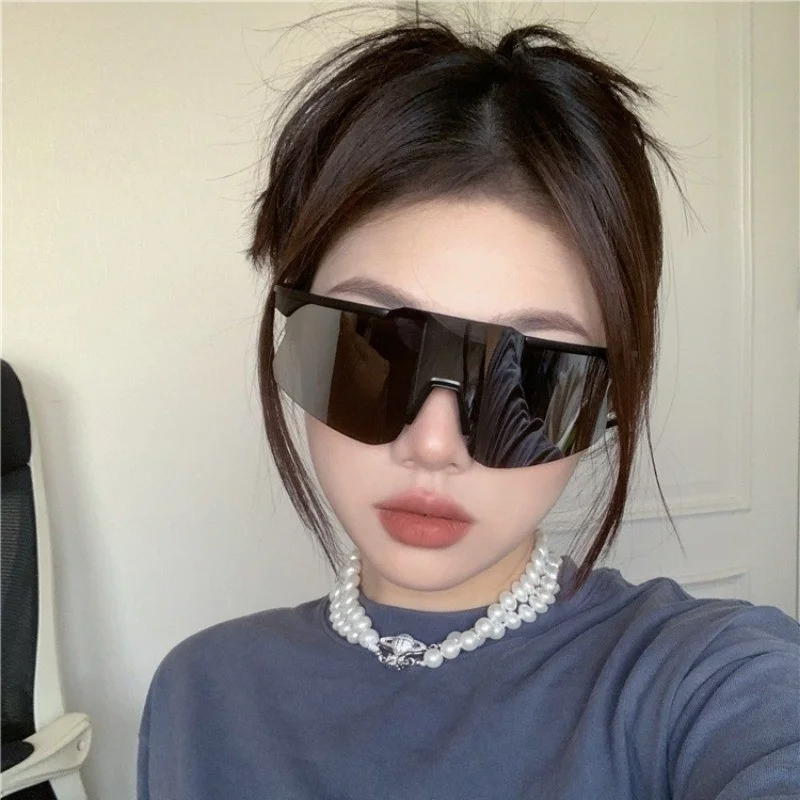 Unisex Modern Minimalist Sports Wrap Sunglasses