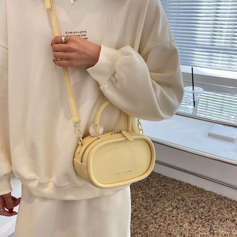 Y2K PU Leather Crossbody Bag Simple Zipper Korean Style Beaded Handbag Pillow Bag Handle Candy Color Shoulder Bag Party