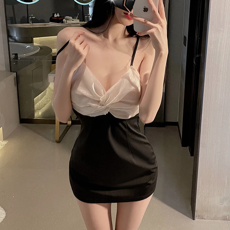 Sexy Mousse 2023 Women Erotic Sexy Nightgown Pleated Mesh Pajamas Slim Fit Comfortable Suspender Nightdress Women's Homewear