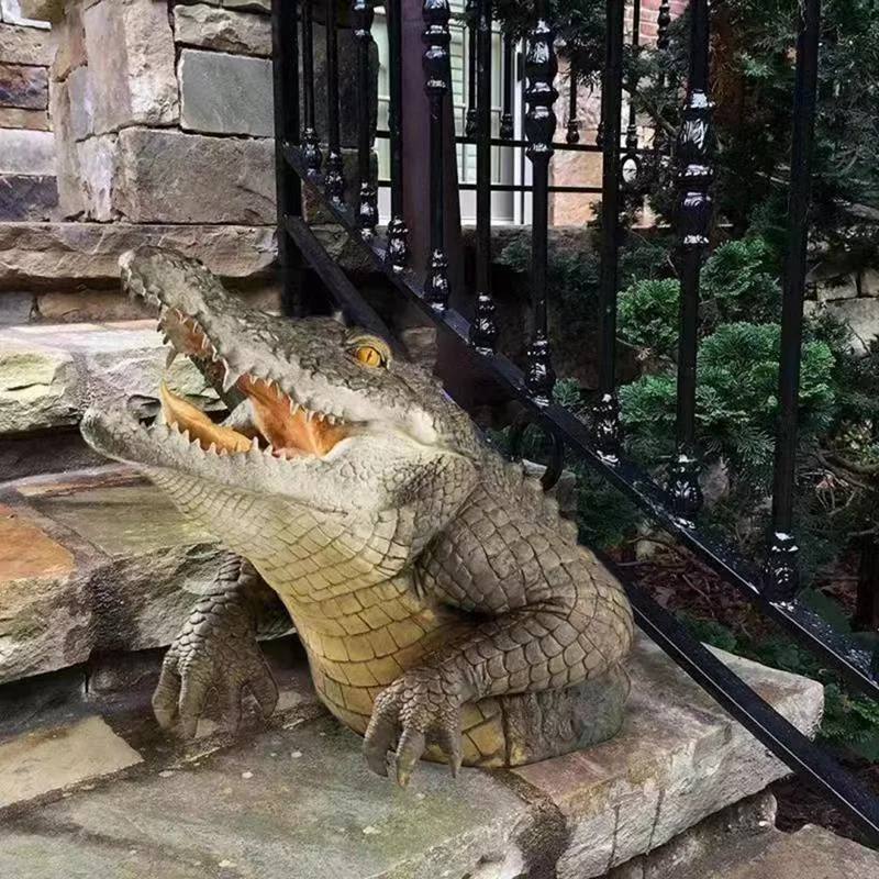 

1 PCS Crocodile Head Courtyard Pond Floating Animal Ornaments Outdoor Decor Gardening Crocodile Ornaments