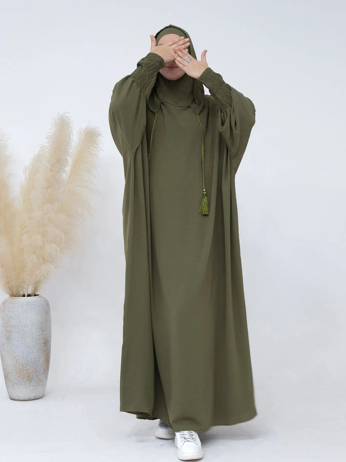 jilbab de qualité: jilbeb une pièce, jilbab deux pièces, djilbab pas