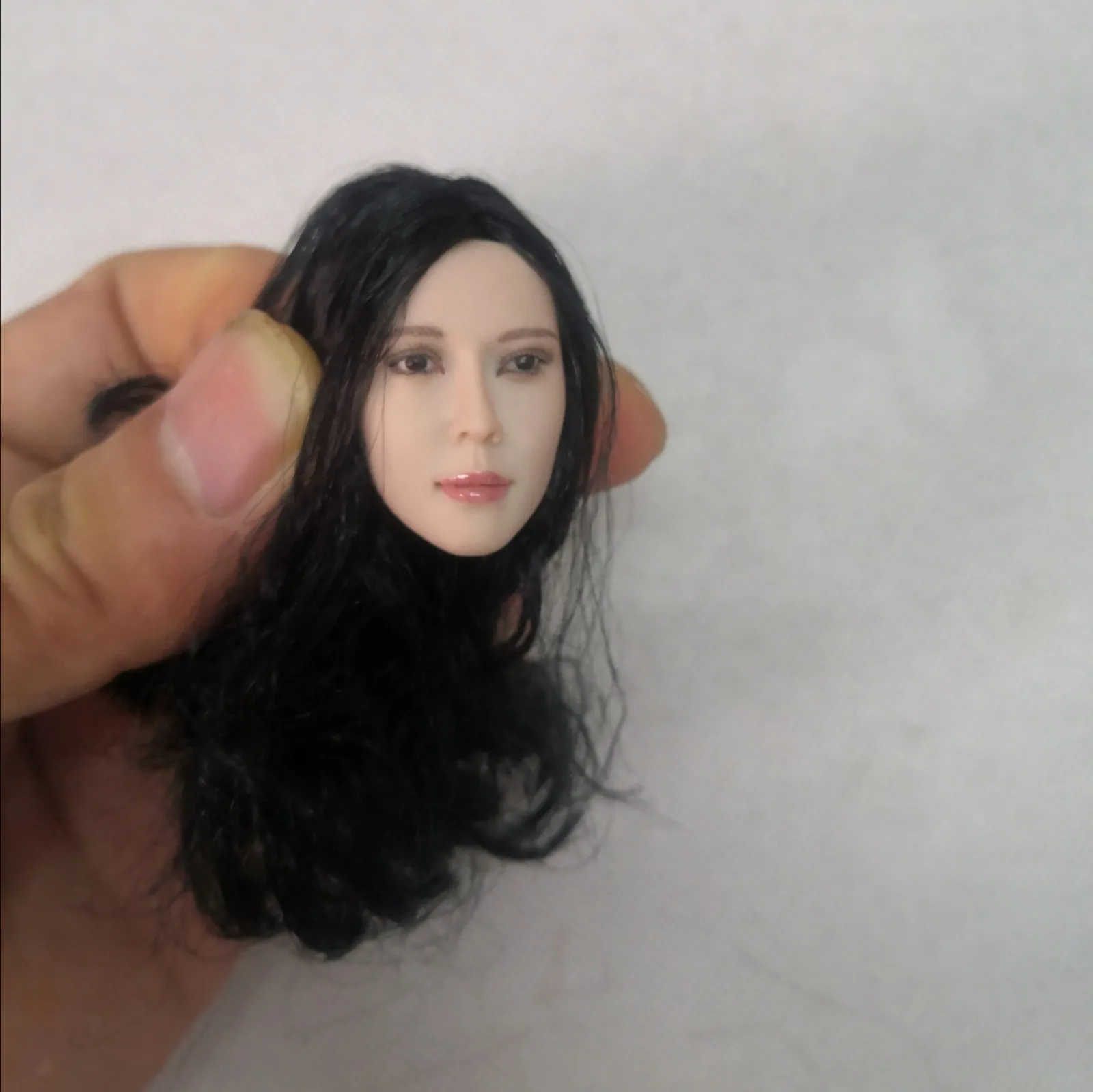 Asiatischer weiblicher Soldatenkopf im Maßstab 1:6, Schnitzerei, vier Frisuren für 12-Zoll-Actionfiguren, PH-Weizenhaut, Körperdekoration, Requisiten – Detail 21