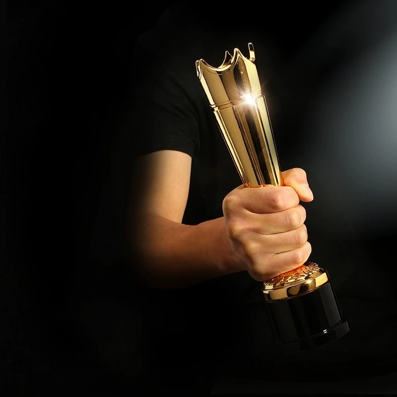 Customized Resin Trophy, Gold, silver, copper Annual Meeting Excellent Employee Souvenirs Decoration Crystal Base Lettering, 1Pc