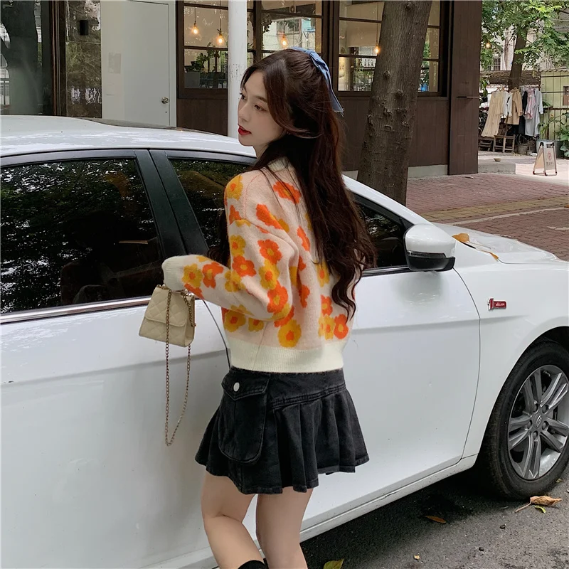 long cardigan 2022 Sweater Cardigan Women's Outer Wear Spring And Autumn Knitted Cardigan Suspender Two-piece Set Of Early Autumn New Lazy pink cardigan