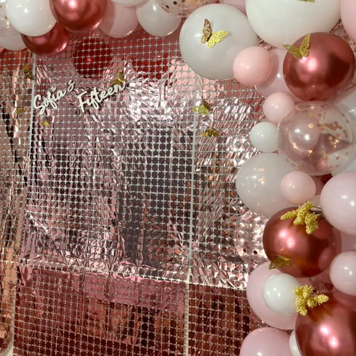 Description Picture 3 of itemParty Backdrop Metallic Foil Fringe Tinsel Curtain Adult Kids Birthday Party Wedding Decoration Baby Shower Favor Supplies