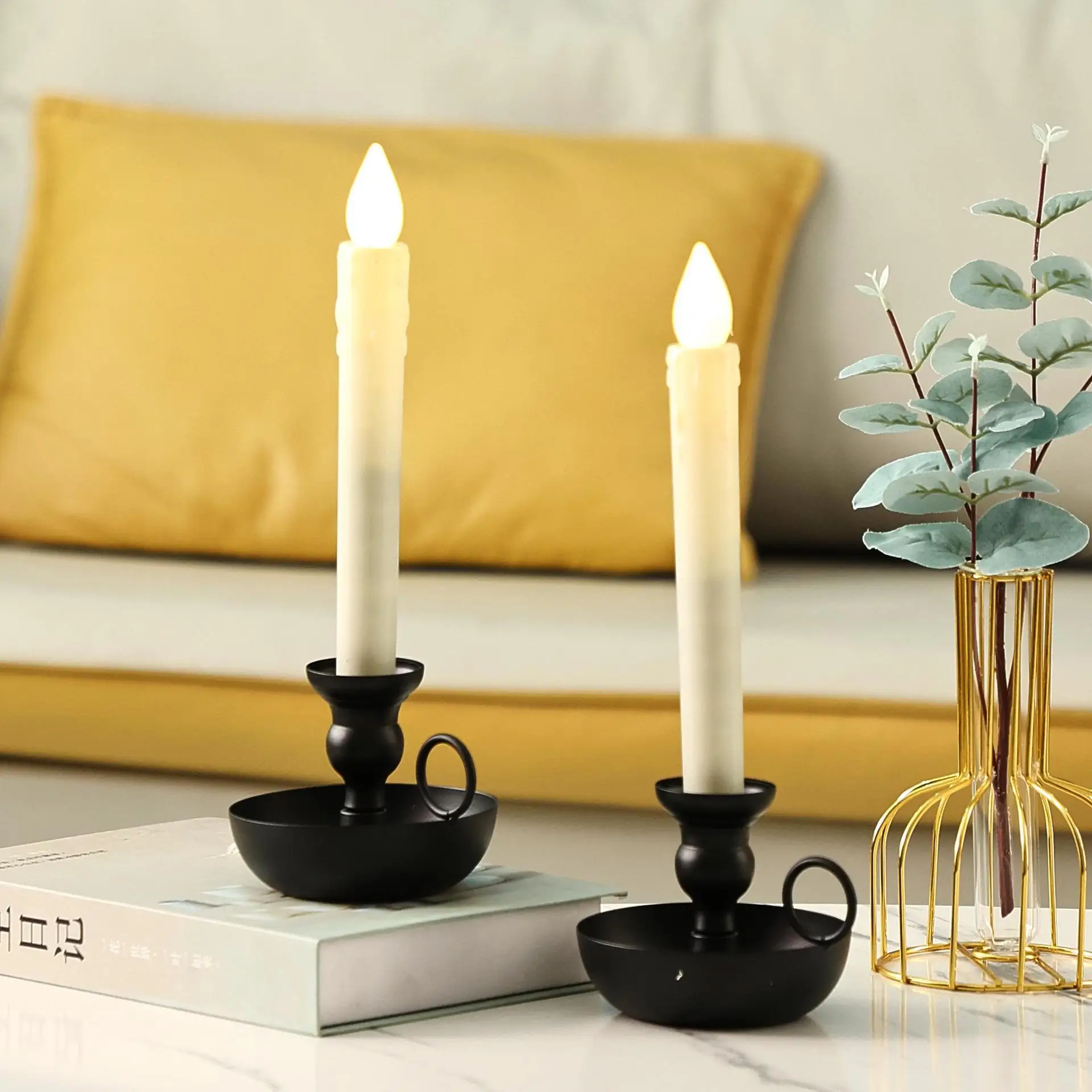 IMUWEN Metal Candle Holders Black Candlestick Fashion Candle Stand Exquisite Candlestick Table Home Decor