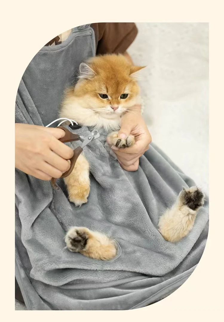 Title 4, Cat Carrier Apron with Holes Outdoor Travel Sma...