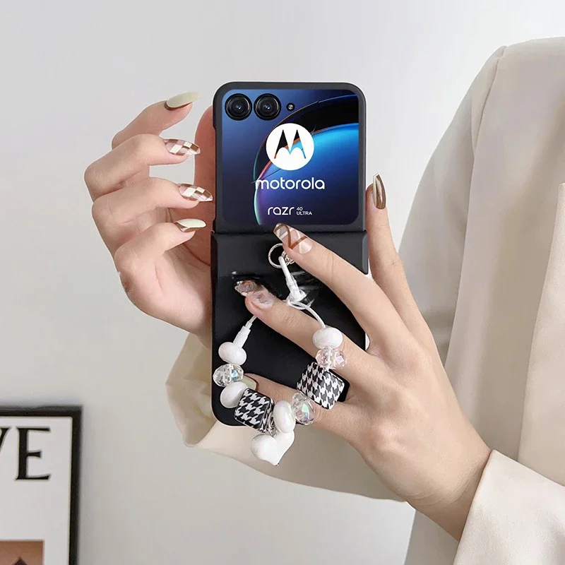 Cute Shockproof Phone Case with Keychain - Stylish Protection and Accessories
