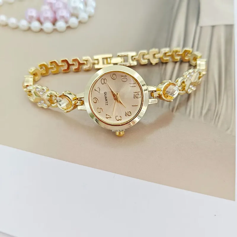 Fashion Jadeite Inlaid Diamond Women's Watch Color Diamond Round Women's Quartz Bracelet Watch