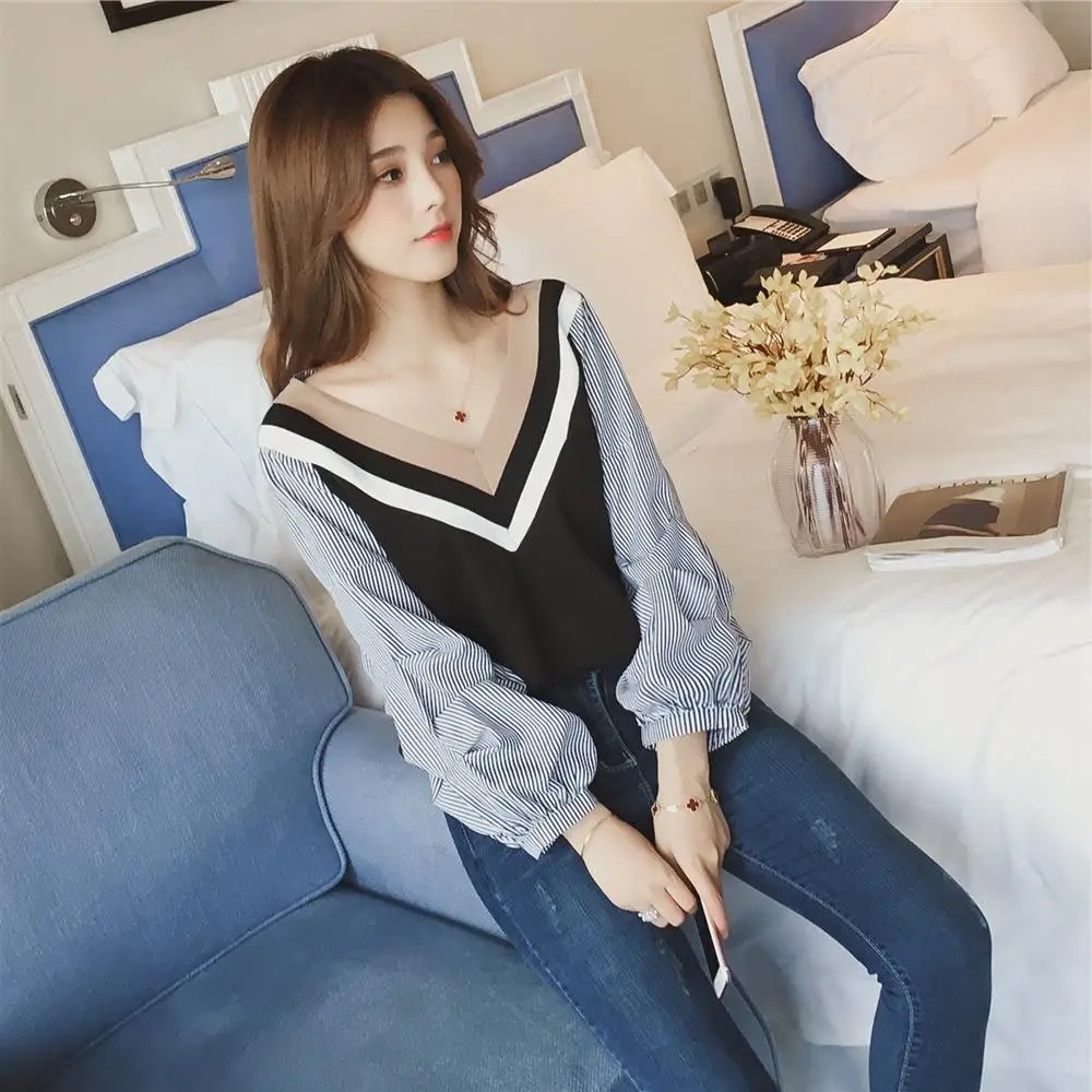 

Women 2024 Spring Autumn New Korean Contrast Color Striped Tops Female Long Sleeve Loose Blouse Ladies V-neck Loose Shirts E722