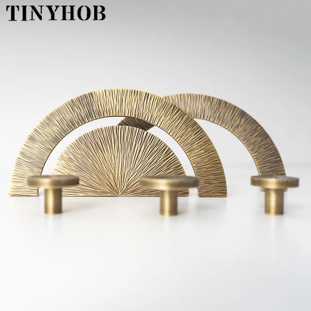 Bronze Half Moon Knobs Handmade ค้อนประตูตู้จับโต๊ะลิ้นชักดึงเฟอร์นิเจอร์ฮาร์ดแวร์อุปกรณ์ครัว 1