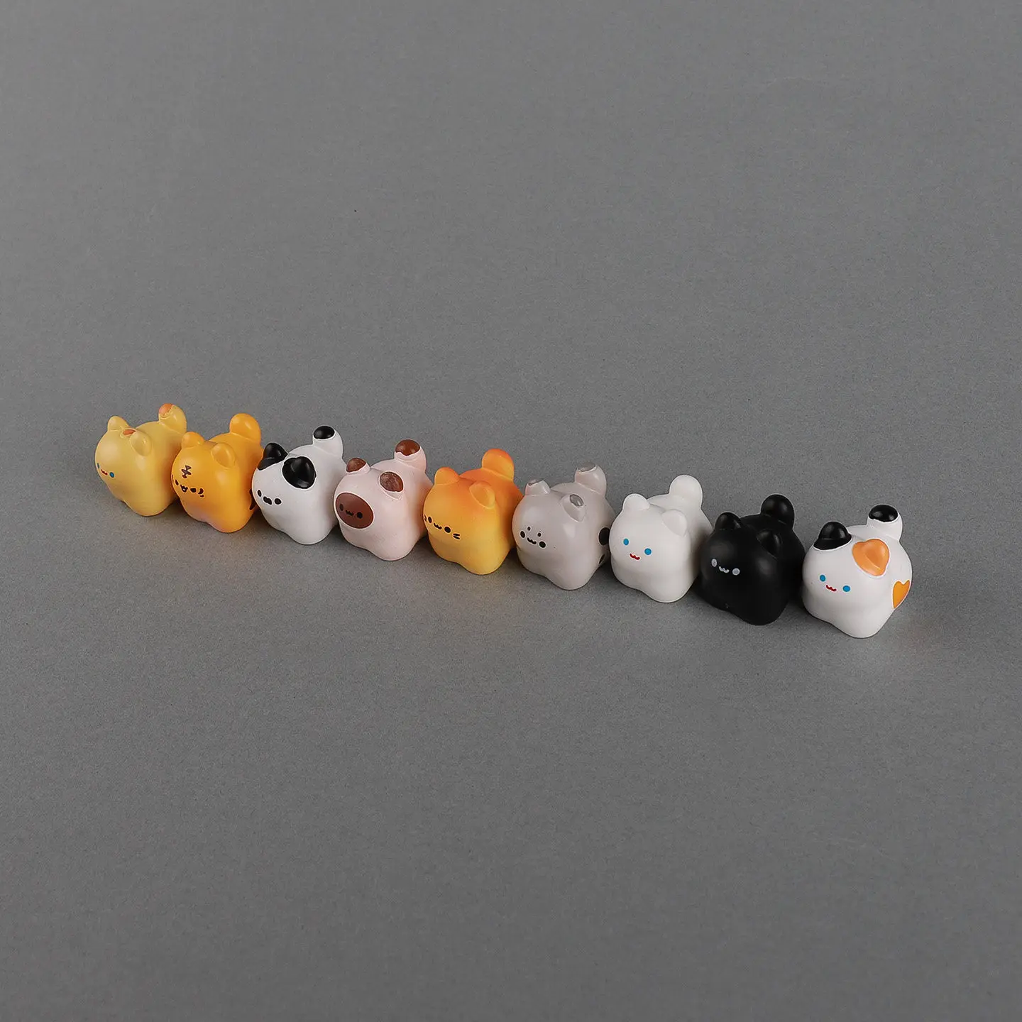 Cute Cartoon Cat Resin Figurines - Miniature Handicraft Kitten Statues for DIY & Micro Landscapes