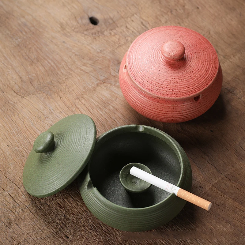 Creative Ceramic Ashtray Round Nordic Ashtray Office Living Room Retro Sealed with Lid Household Anti-fly Ash Cigar Cylinder